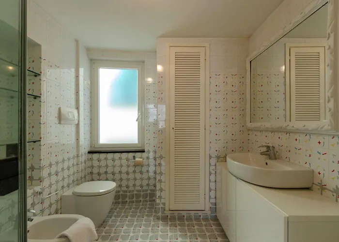 Apartmán Joivy Exclusive Flat For 7 Near Cathedral Of *