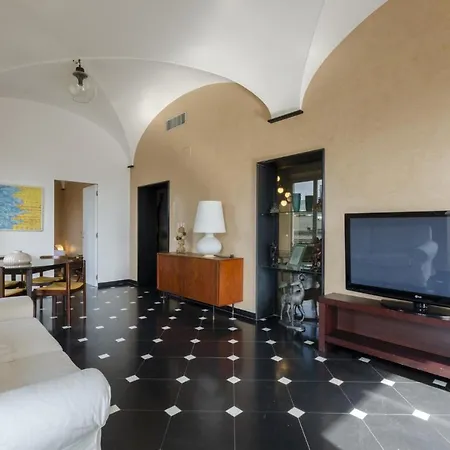 Διαμέρισμα Joivy Exclusive Flat For 7 Near Cathedral Of