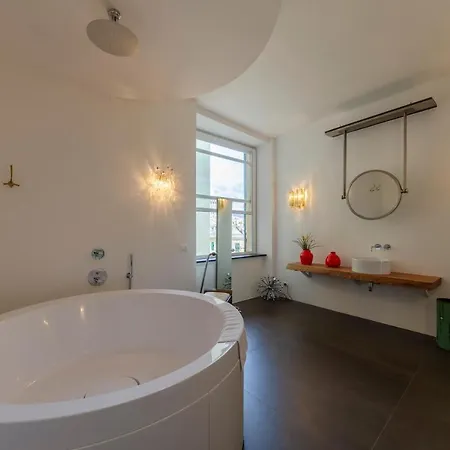 Joivy Exclusive Flat For 7 Near Cathedral Of *