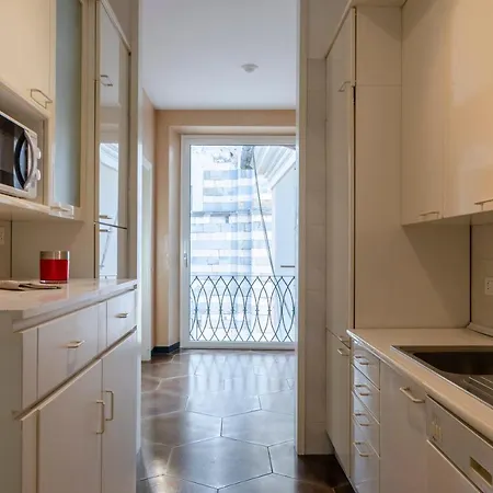Joivy Exclusive Flat For 7 Near Cathedral Of Appartement