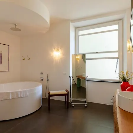 Joivy Exclusive Flat For 7 Near Cathedral Of * Genua