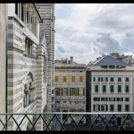 Apartment Joivy Exclusive Flat For 6 Near Cathedral Of Genoa