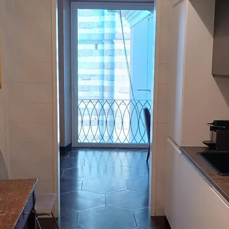 Appartamento Joivy Exclusive Flat For 7 Near Cathedral Of