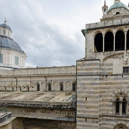 Joivy Exclusive Flat For 7 Near Cathedral Of Cenova