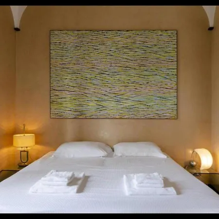 Apartman Joivy Exclusive Flat For 7 Near Cathedral Of Genova