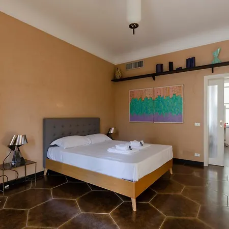 Joivy Exclusive Flat For 7 Near Cathedral Of Apartman Genova